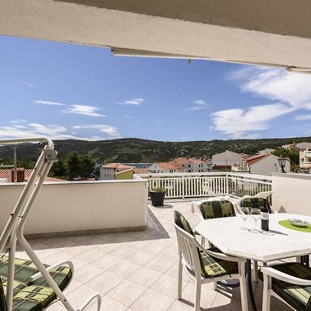 Apartments Luka - Trogir, Marina 150M From The Beach Exterior foto