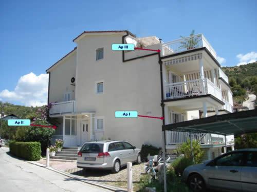Apartments Luka - Trogir, Marina 150M From The Beach Exterior foto
